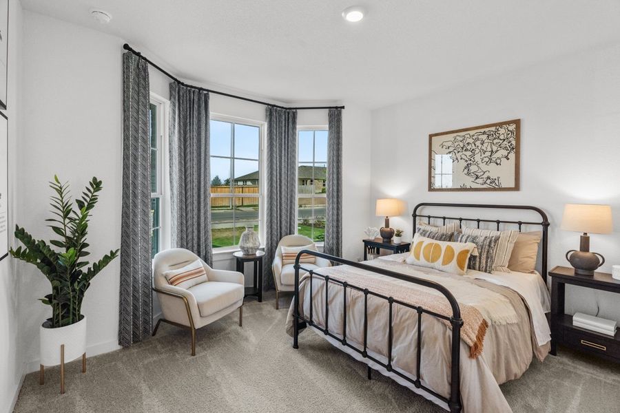 Furnished interior view inside a new home in Berry Creek Highlands, Georgetown (Image 15).