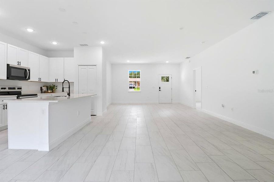 Image 35 of a home in .