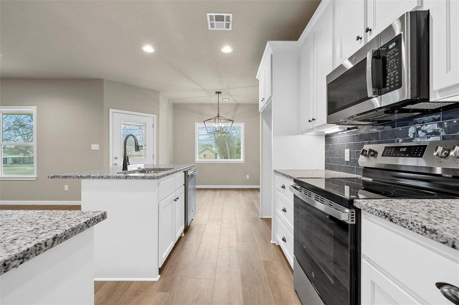 Furnished interior view inside a new home in , Waco (Image 9).