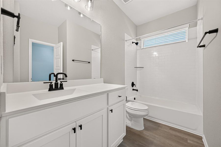Furnished interior view inside a new home in La Segarra, Brookshire (Image 12).