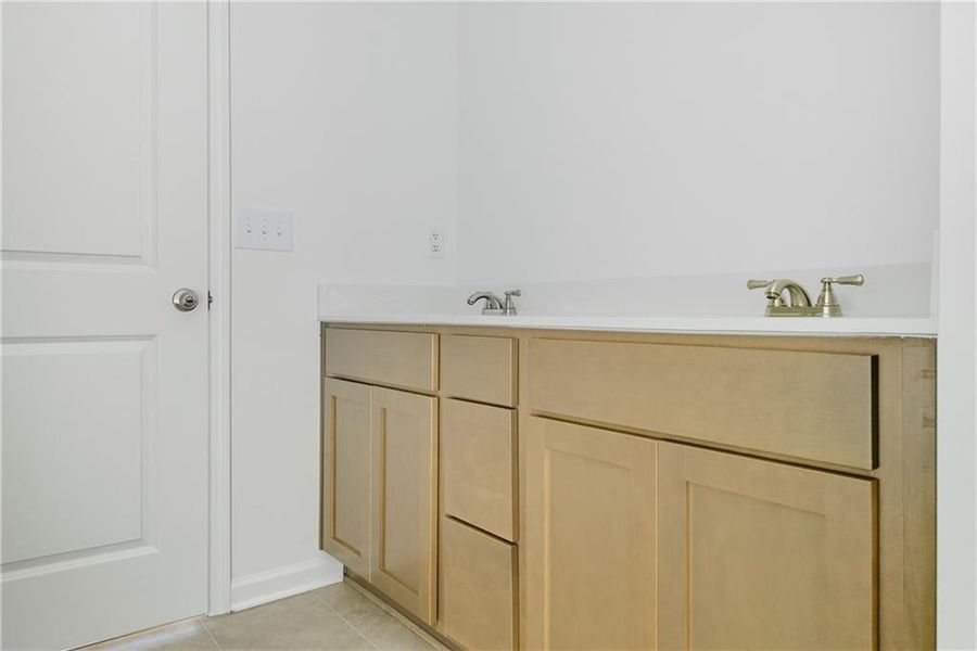 Close-up of interior finishes inside a home in The Reserve at Willow Oaks, Canton (Image 7). Close-up of interior finishes inside a home in The Reserve at Willow Oaks, Canton (Image 7).