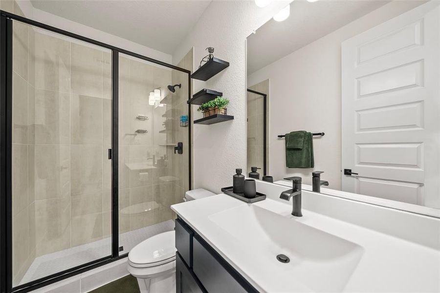 Furnished interior view inside a new home in Willow Grove, Melissa (Image 26).