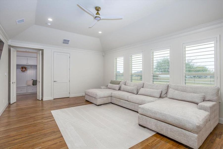 Furnished interior view inside a new home in Bella Crossing, Fort Worth (Image 9).