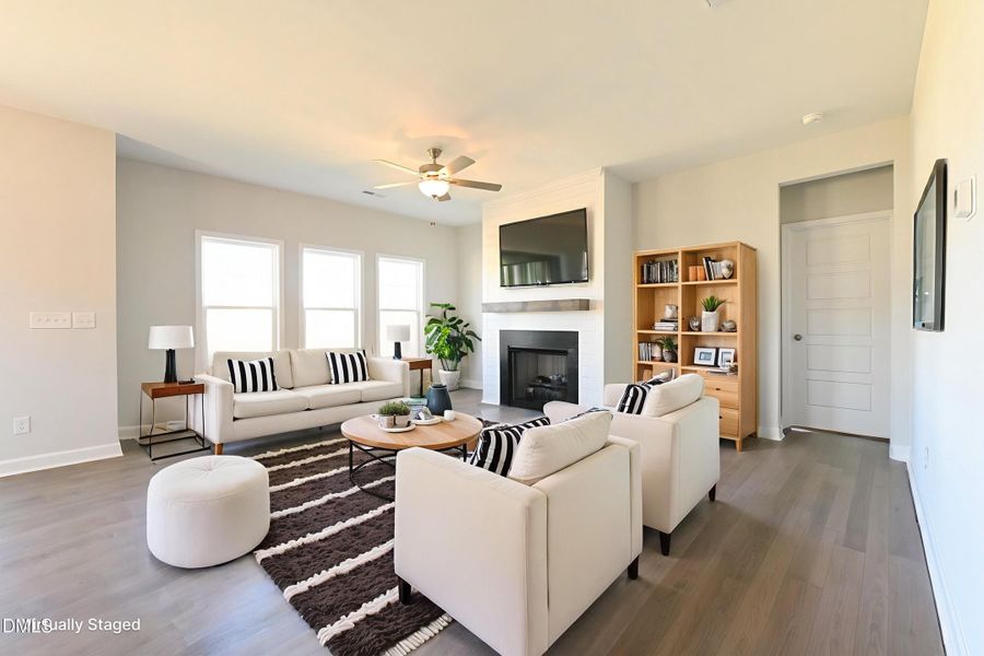 006 - Living Room 006 - Living Room