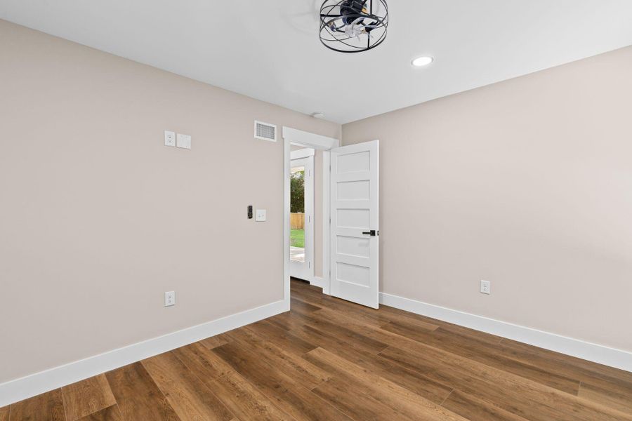 Spacious, unfurnished interior of a new home in , Charleston (Image 25). Spacious, unfurnished interior of a new home in , Charleston (Image 25).