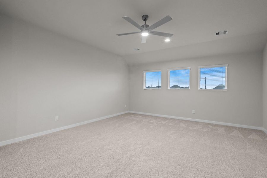 Spacious, unfurnished interior of a new home in Briarwood Crossing, Rosenberg (Image 33). Spacious, unfurnished interior of a new home in Briarwood Crossing, Rosenberg (Image 33).