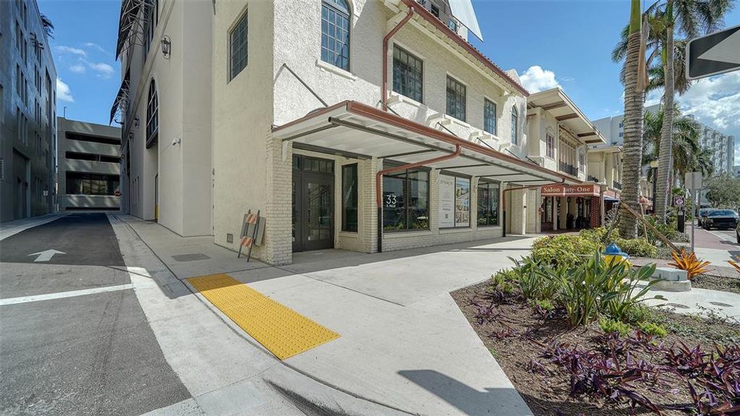 Image 43 of a home in .