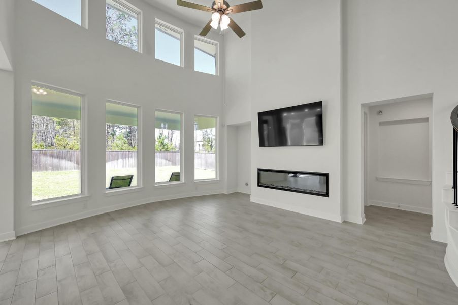 Spacious, unfurnished interior of a new home in , Montgomery (Image 24).