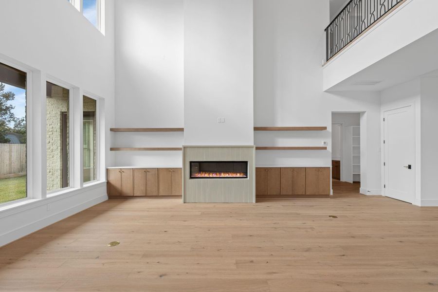 Spacious, unfurnished interior of a new home in , Houston (Image 35).