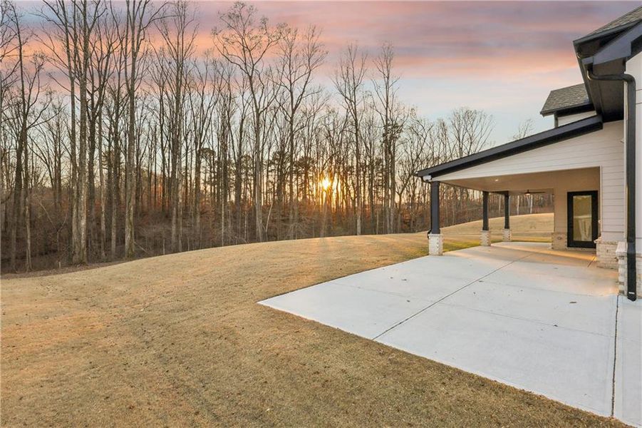 Exterior details and patio area of a home in , Auburn (Image 3).
