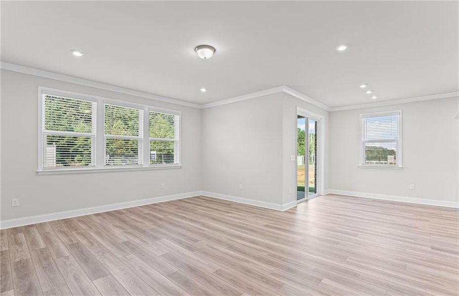 Spacious, unfurnished interior of a new home in Overland, Locust Grove (Image 22).