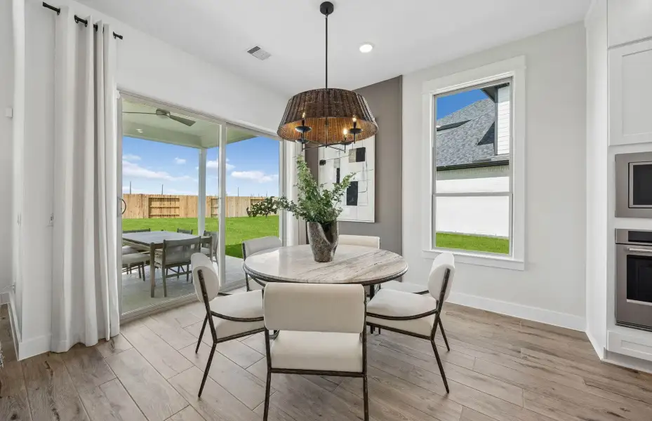 Representative furnished interior of a home built from the Hillsboro by Pulte Homes in Spring Branch Preserve, Montgomery (Image 13).