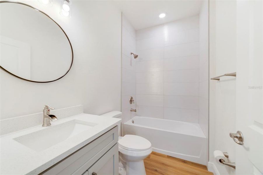 Furnished interior view inside a new home in , Deland (Image 6).