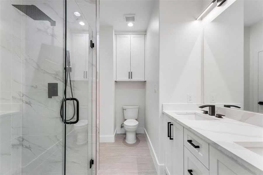 Furnished interior view inside a new home in , Dallas (Image 5).