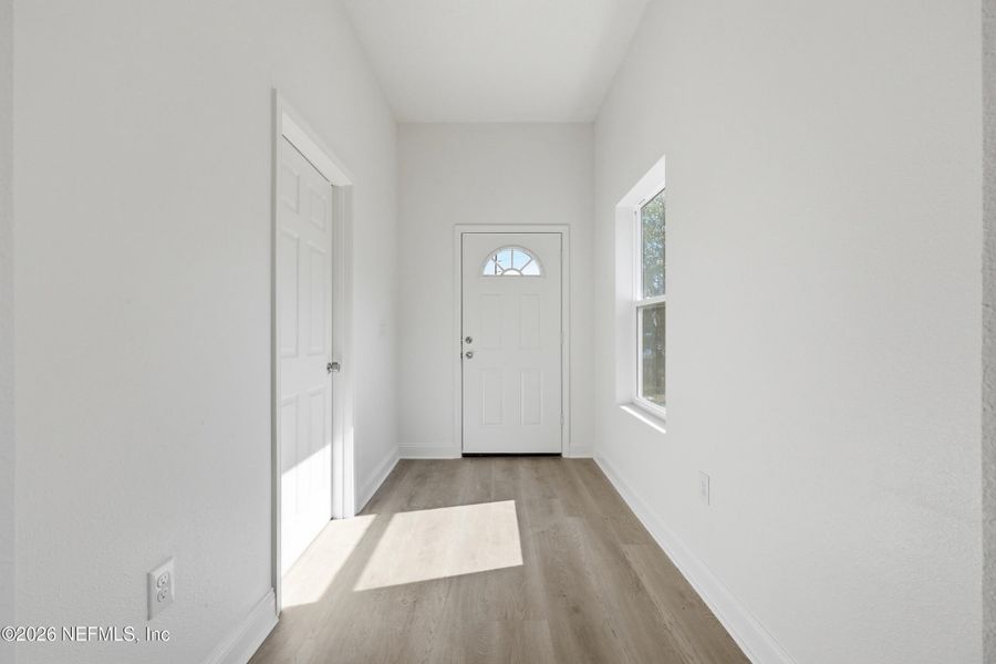 Spacious, unfurnished interior of a new home in , Middleburg (Image 18). Spacious, unfurnished interior of a new home in , Middleburg (Image 18).
