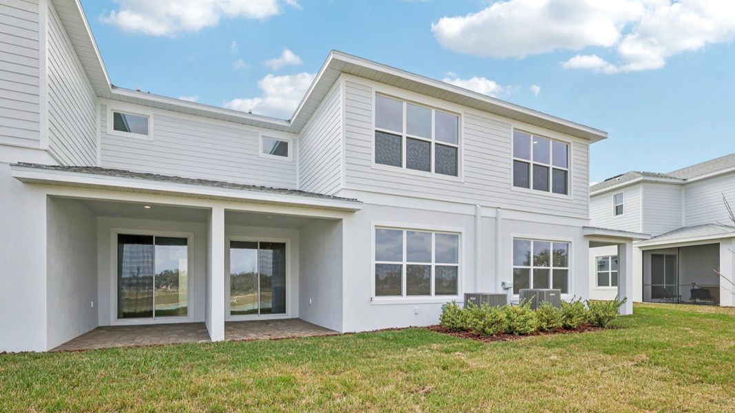 Exterior details and patio area of a home in Isla Mirada, San Antonio (Image 25).