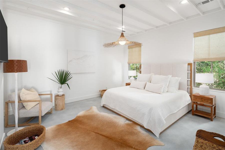 Bedroom with beamed ceiling Bedroom with beamed ceiling