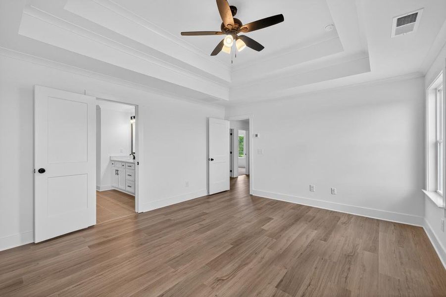 Spacious, unfurnished interior of a new home in Magnolia Ridge, Monroe (Image 39).