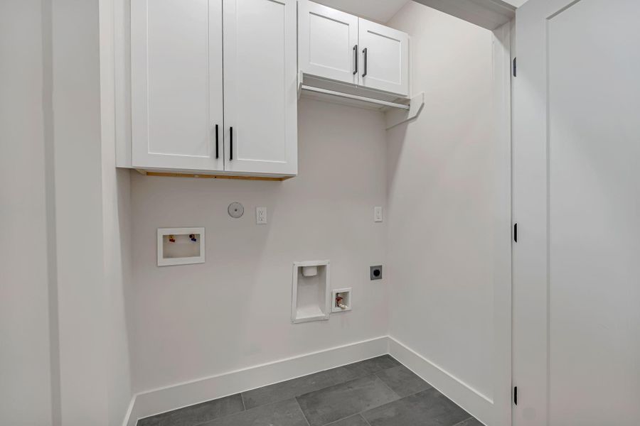 Spacious, unfurnished interior of a new home in , Houston (Image 26).