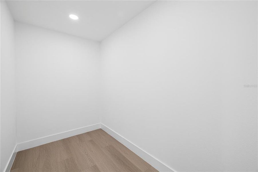 Spacious, unfurnished interior of a new home in , Dunnellon (Image 45).