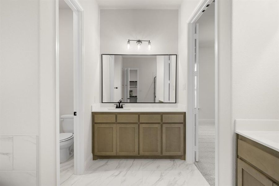 3012 Valley View- Primary Suite-7