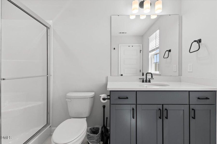 42-33 Pear Blossom Pkwy