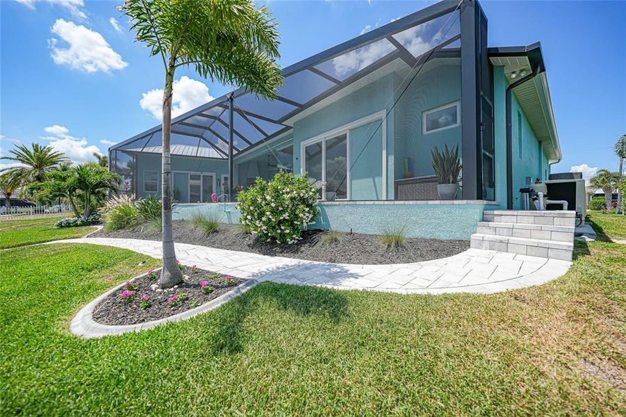 Exterior details and patio area of a home in , Punta Gorda (Image 25).