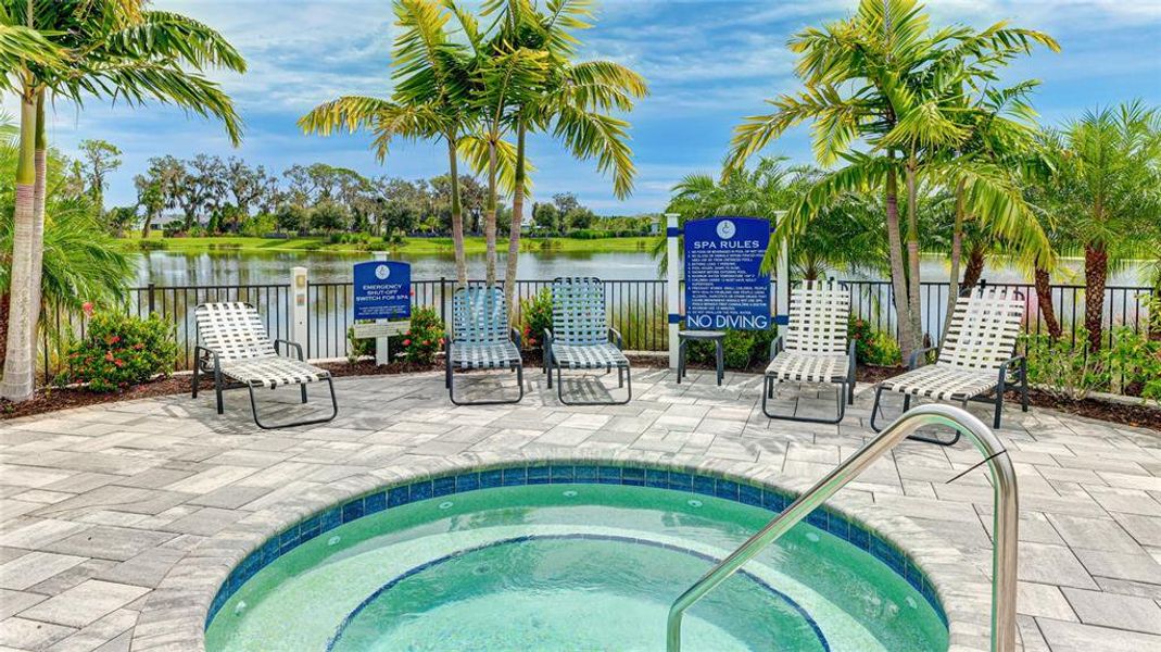 Community amenities in , Parrish (Image 37).