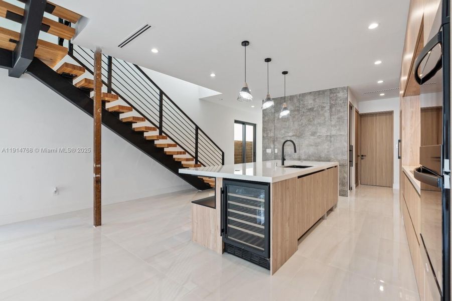 Furnished interior view inside a new home in , Fort Lauderdale (Image 10).
