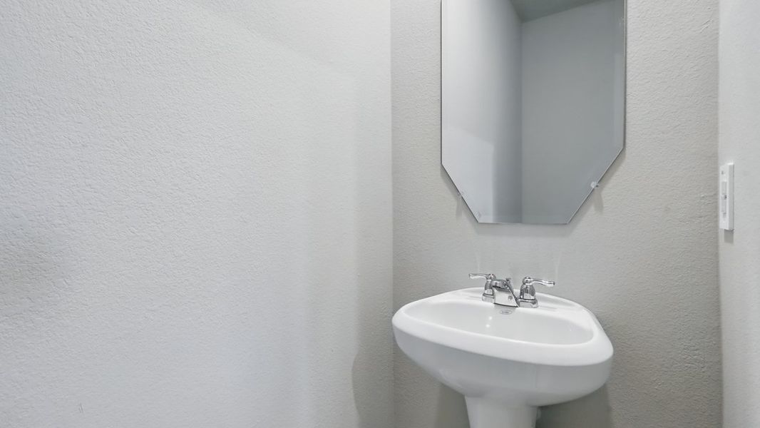 Image 41 representing the HAZELNUT by D.R. Horton in Orchard Village, Fort Worth, TX.