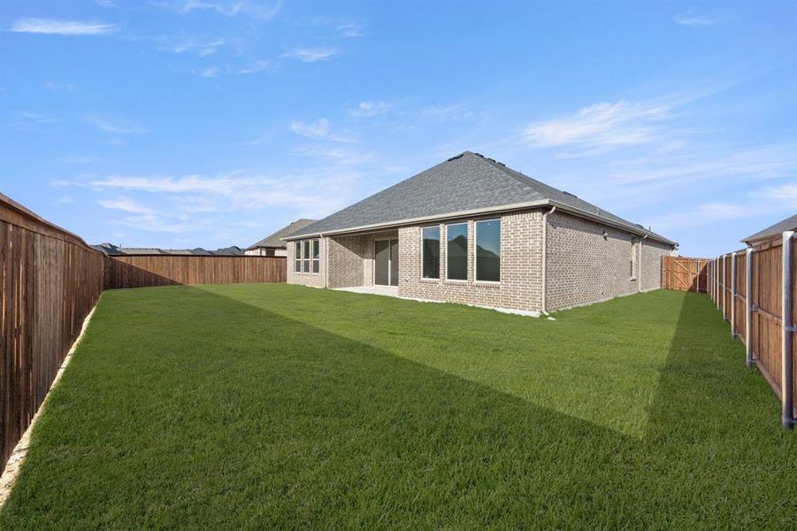 2449 Hitchford- Back-1