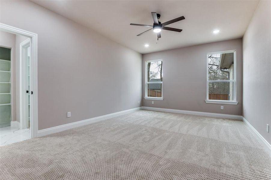 Spacious, unfurnished interior of a new home in , Seagoville (Image 15).