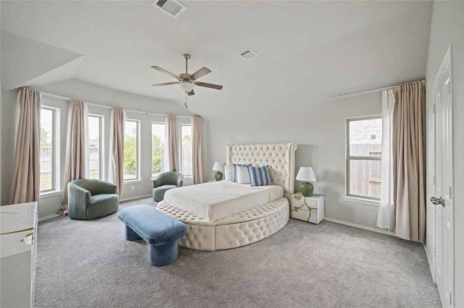 Furnished interior view inside a new home in Candela, Richmond (Image 12).