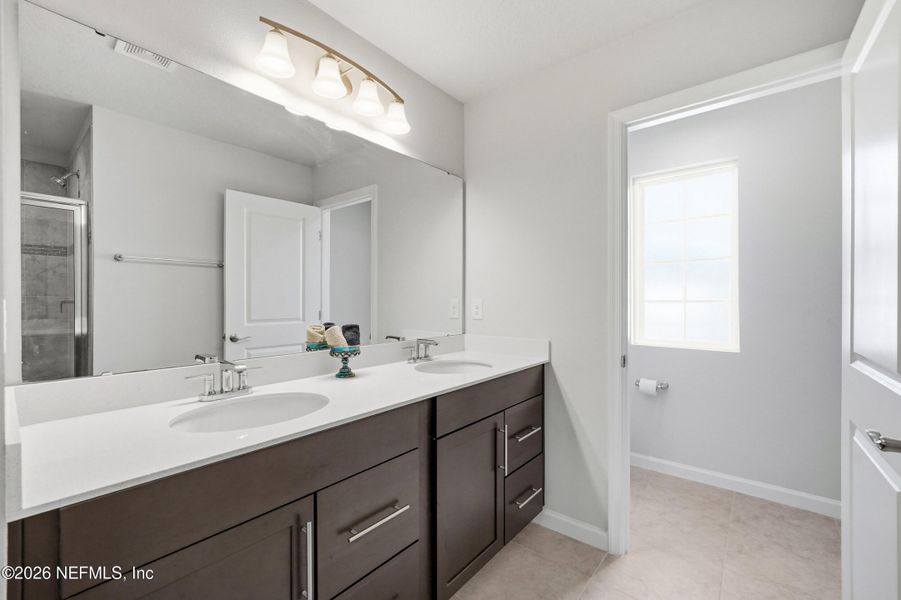 Furnished interior view inside a new home in , St. Augustine (Image 19).