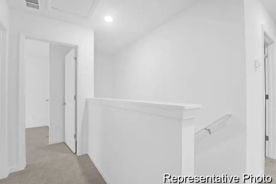 Spacious, unfurnished interior of a new home in Reedy Fork Middleton, Greensboro (Image 17).