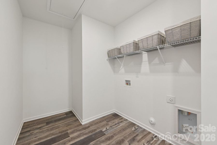 Spacious, unfurnished interior of a new home in , Claremont (Image 22).