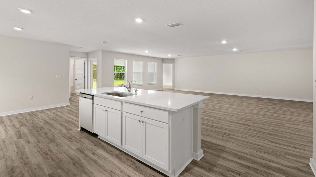 Furnished interior view inside a new home in Sunny Hills, Chipley (Image 4).
