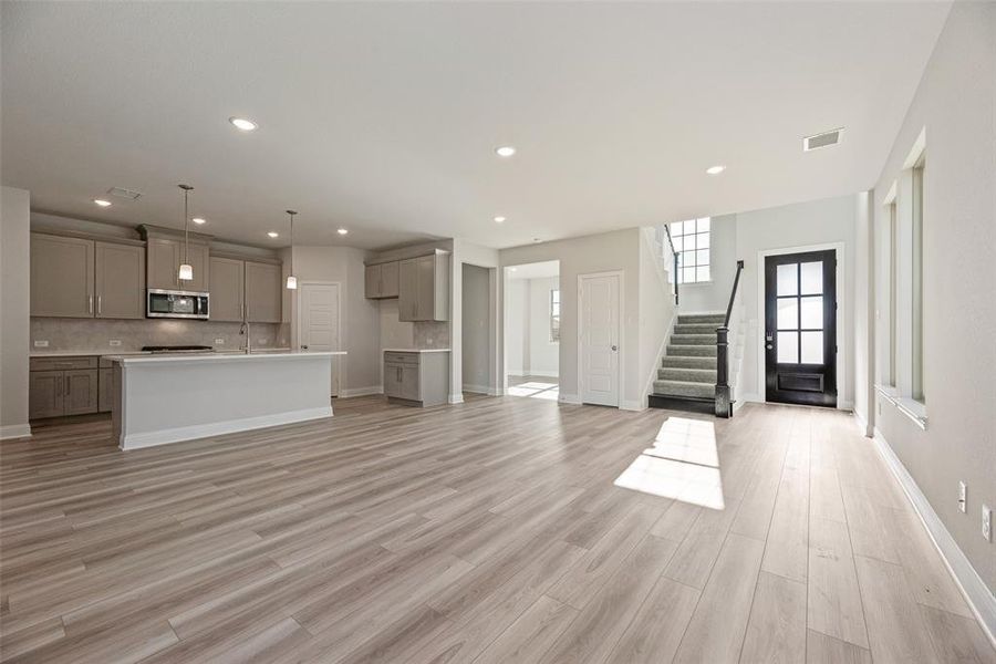 Spacious, unfurnished interior of a new home in Arbors at Legacy Hills, Celina (Image 21).