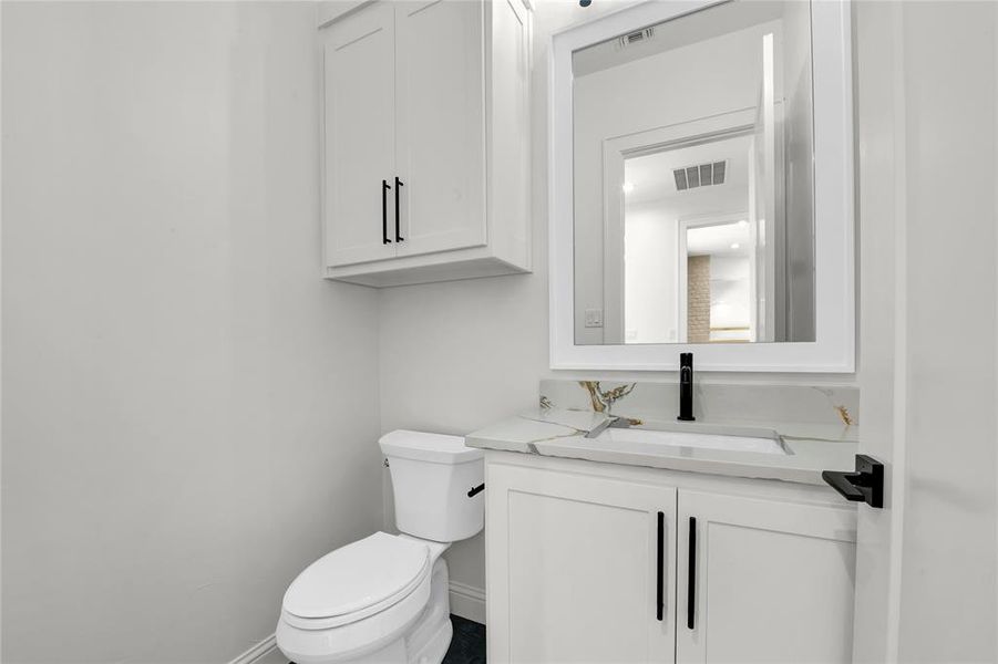 Image 28 of a home in .