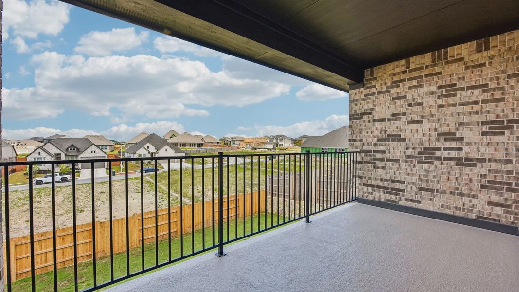 Exterior details and patio area of a home in Sunfield, Buda (Image 3).