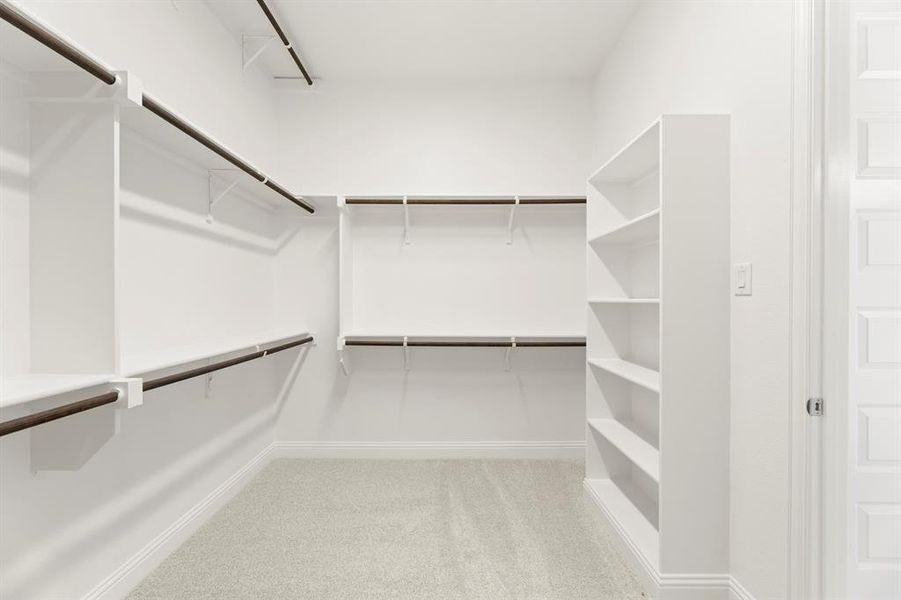 19. 3301 Agnew - Closet 19. 3301 Agnew - Closet