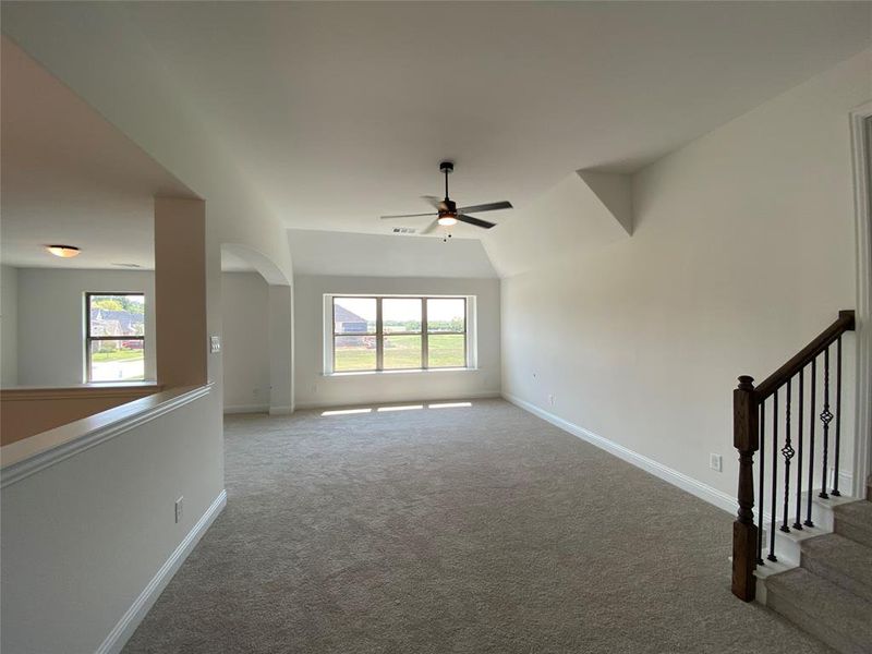 Large gameroom for kid's lounge area or a poll table Large gameroom for kid's lounge area or a poll table