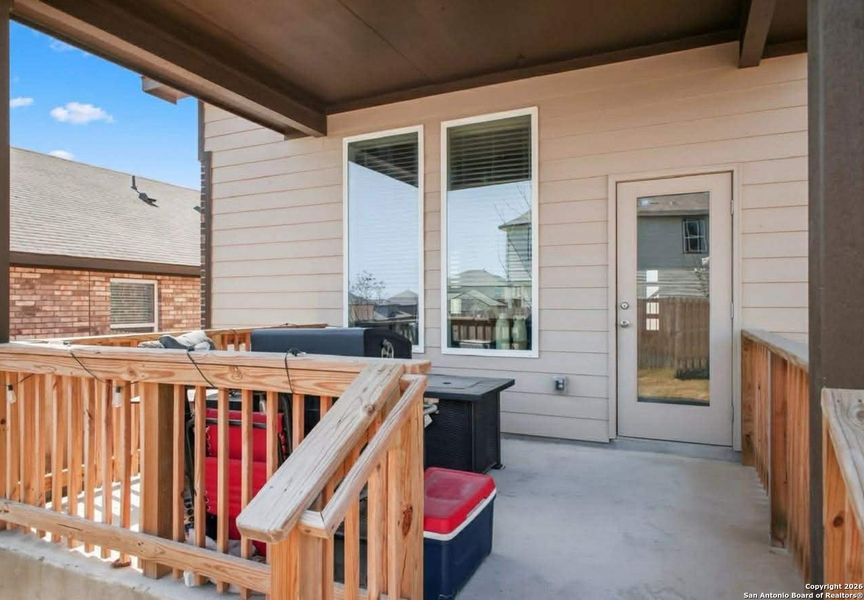 Exterior details and patio area of a home in Bricewood, San Antonio (Image 23).