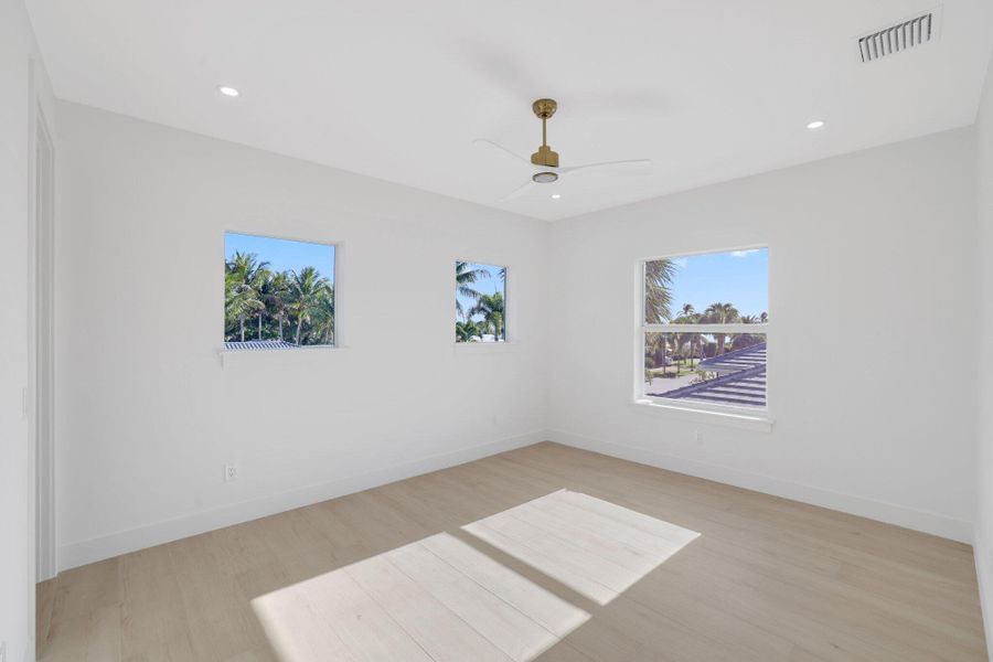 309 Claremont Lane - 54.jpg-SMALL 309 Claremont Lane - 54.jpg-SMALL