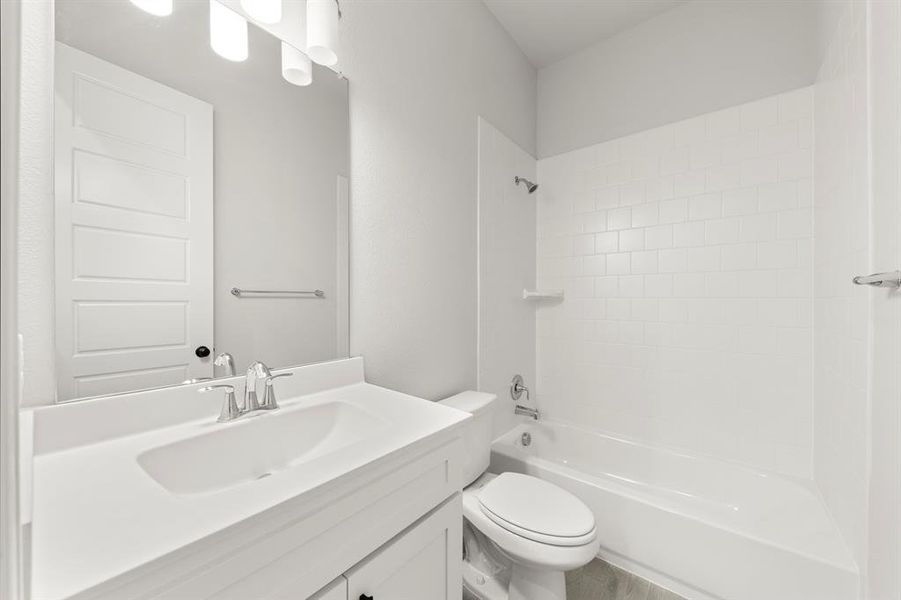 06. 320 Bee Balm - 2ND Bath