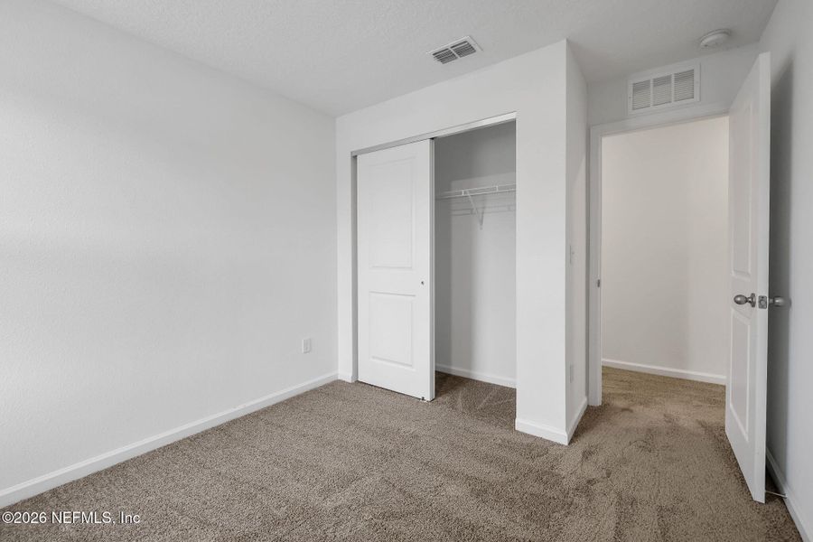 Spacious, unfurnished interior of a new home in , Jacksonville (Image 30).
