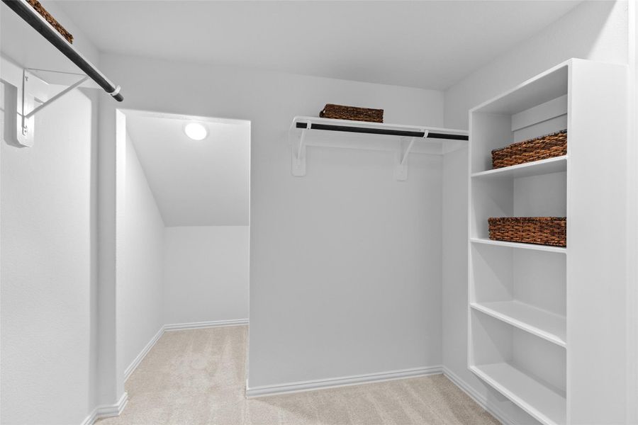 Spacious, unfurnished interior of a new home in River Ranch, Dayton (Image 22).