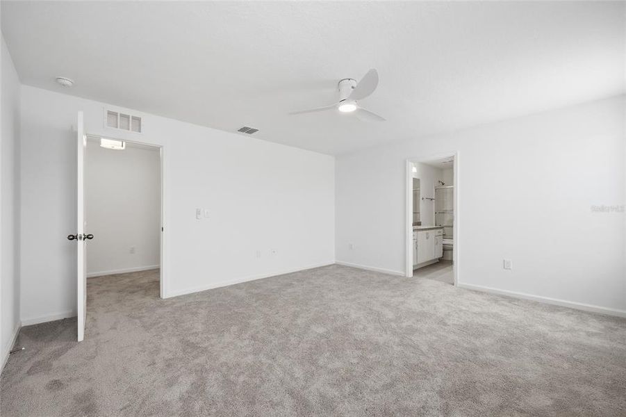 Spacious, unfurnished interior of a new home in , Lake Hamilton (Image 27). Spacious, unfurnished interior of a new home in , Lake Hamilton (Image 27).