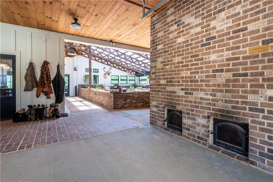 Image 69 of a home in .