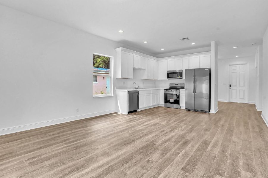 Spacious, unfurnished interior of a new home in , Lantana (Image 17). Spacious, unfurnished interior of a new home in , Lantana (Image 17).